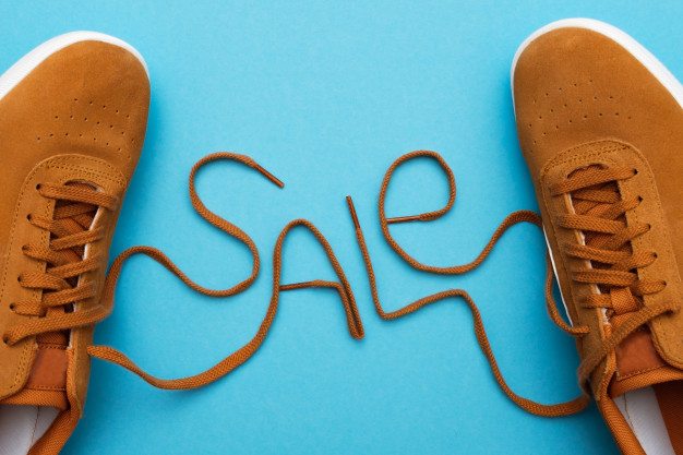 women-sneakers-with-laces-sale-text_262388-1